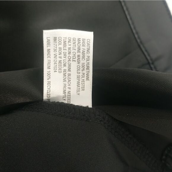 NWT Wild Fable Faux Leather Skirt Black Size 10Mini Short Silver Exposed Zipper. - Picture 4 of 9